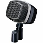 AKG D12 VR Recenze: Otestováno a ohodnoceno ve studiu