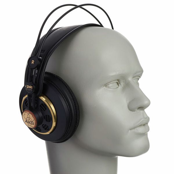 AKG K-240 Studio