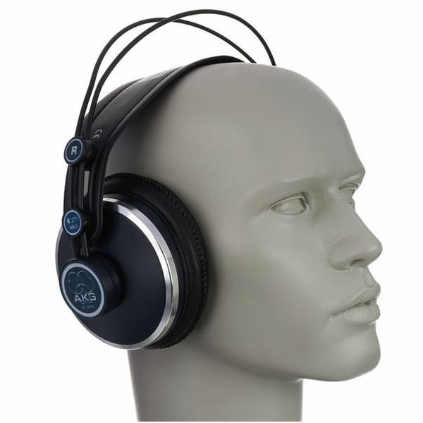 AKG K-271 MKII