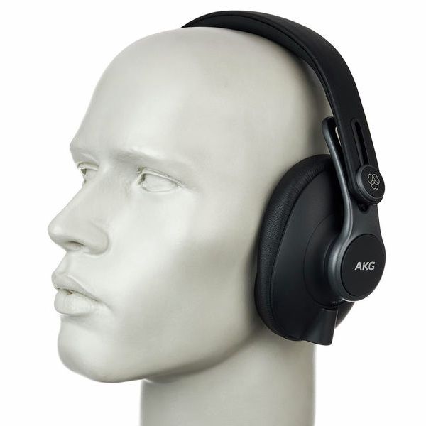 AKG K-371