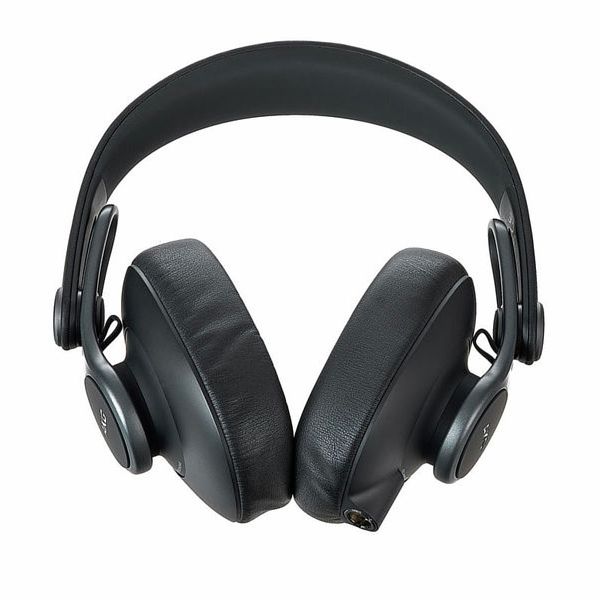 AKG K-371