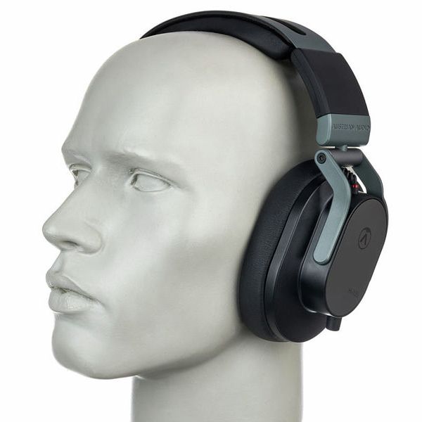 Austrian Audio Hi-X55