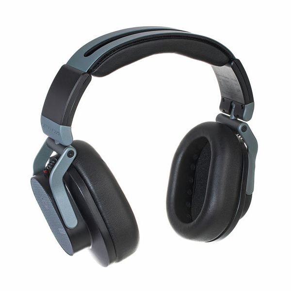 Austrian Audio Hi-X65