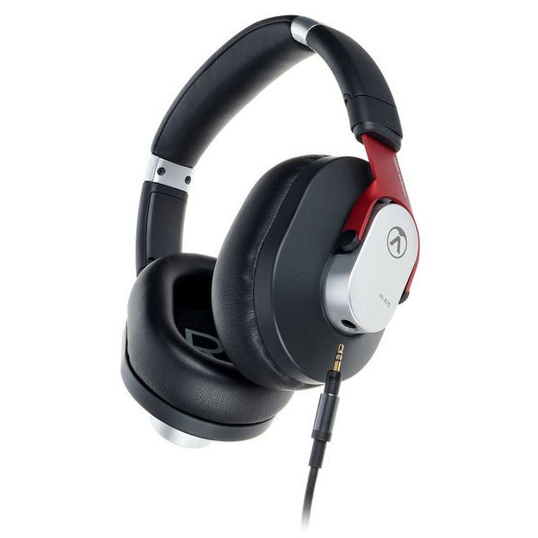 Austrian Audio Hi-X15