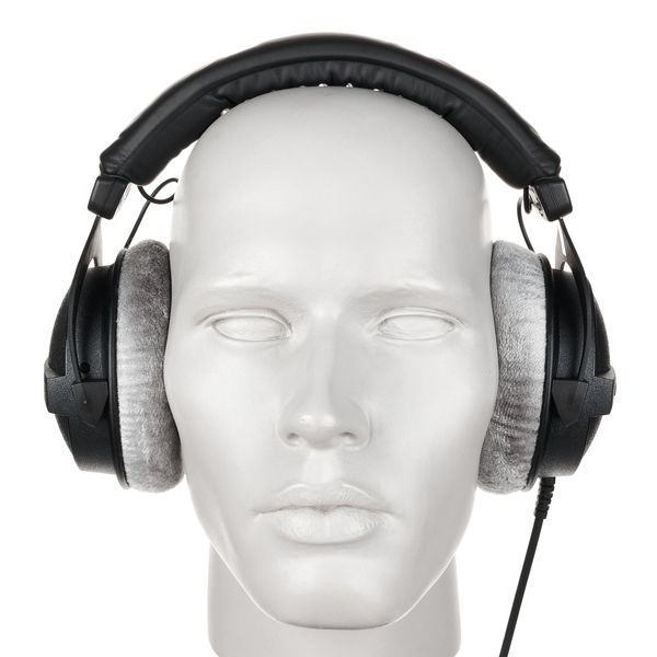 beyerdynamic DT-770 Pro 250 Ohm