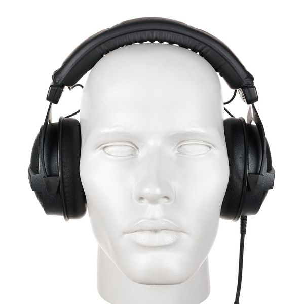 beyerdynamic DT-770 M
