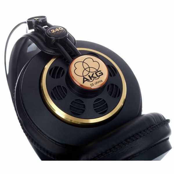 AKG K-240 Studio