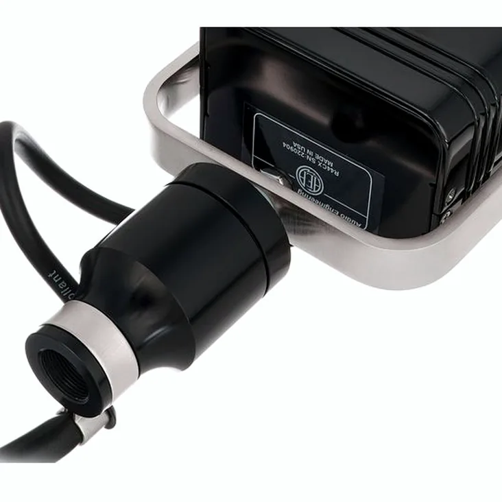 AEA R44CXE Recenze: Ověřujeme spolehlivost v mixu