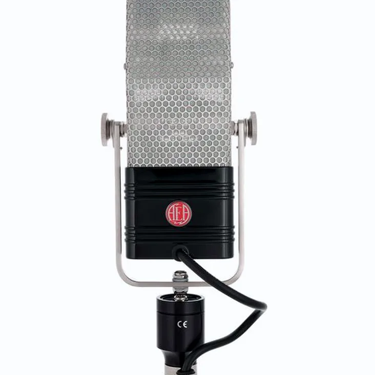 AEA R44CXE Recenze: Ověřujeme spolehlivost v mixu