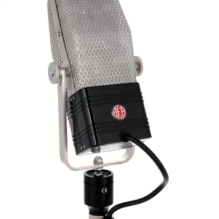 AEA R44CXE Recenze: Ověřujeme spolehlivost v mixu