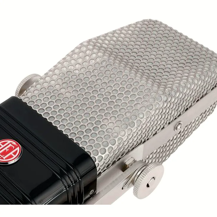 AEA R44CXE Recenze: Ověřujeme spolehlivost v mixu