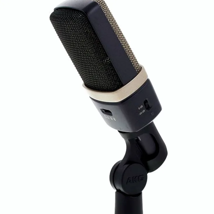 AKG C314 Stereo Recenze: Analýza frekvenčního pásma a výkonu