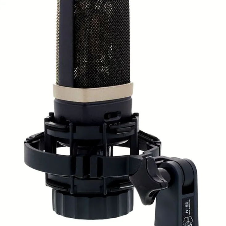 AKG C314 Stereo Recenze: Analýza frekvenčního pásma a výkonu