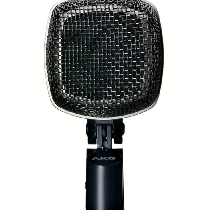 AKG D12 VR Recenze: Otestováno a ohodnoceno ve studiu