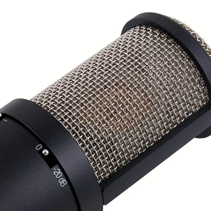 AKG P220 Recenze: Komplexní přehled možností