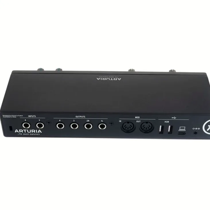 Arturia MiniFuse 4 Black Recenze: Dobrá volba pro rok 2026?