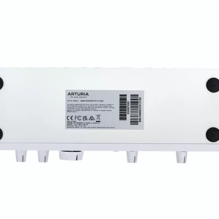 Arturia MiniFuse 4 White Recenze: Stojí za to?