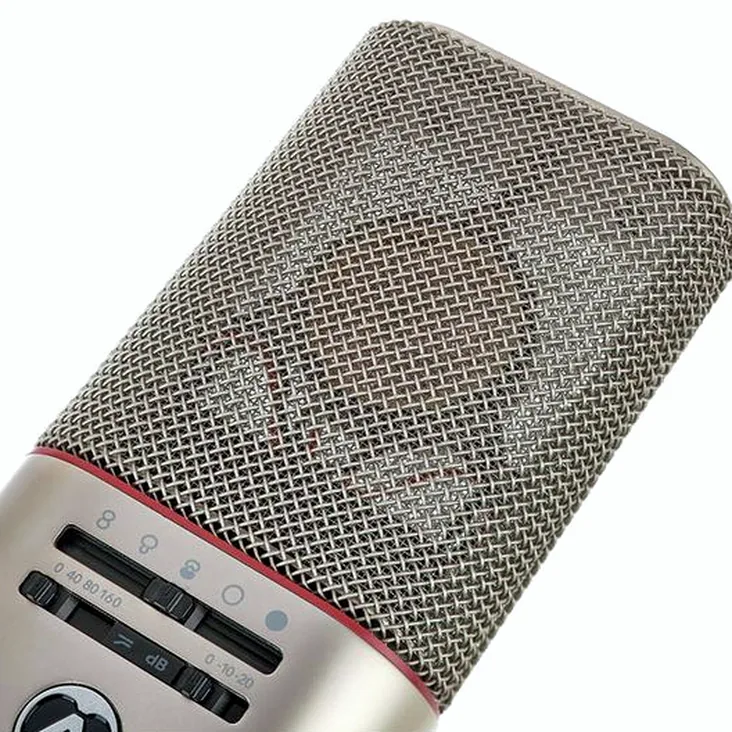 Austrian Audio OC818 Dual Set Plus Recenze: Analýza frekvenčního pásma a výkonu