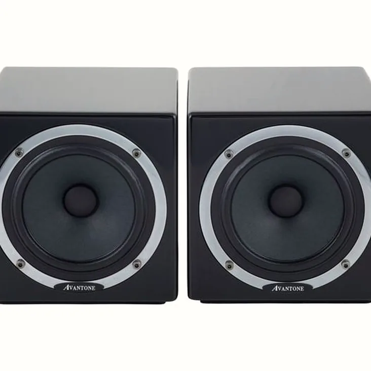 Avantone MixCubes Active Black Recenze: Než si koupíte tyto reproduktory