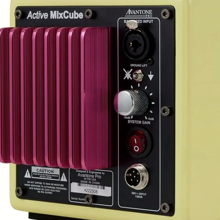 Avantone MixCubes Active Single Cream Recenze: Upřímný názor na zvuk