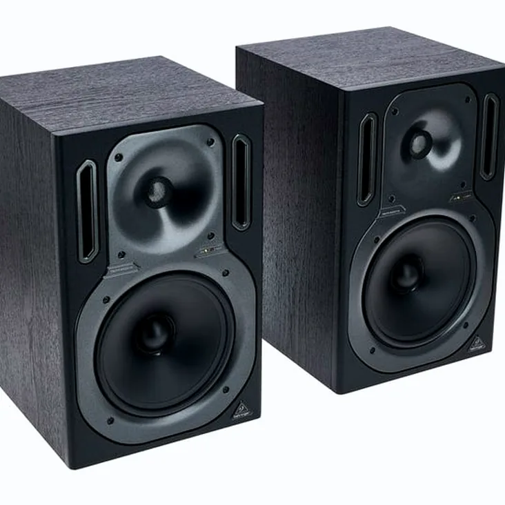 Behringer B2031A Truth Recenze: Pod lupou: detaily a zvuková scéna