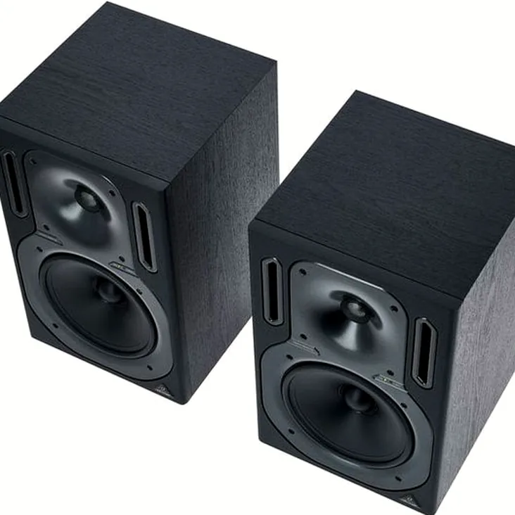 Behringer B2031A Truth Recenze: Pod lupou: detaily a zvuková scéna