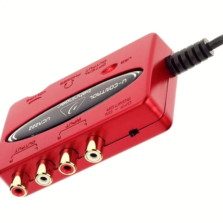 Behringer U-Control UCA222 Recenze: Hlavní funkce