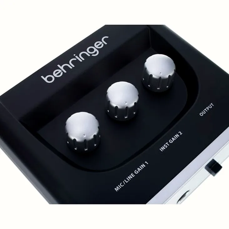 Behringer U-Phoria UM2 Recenze: Proč koupit?