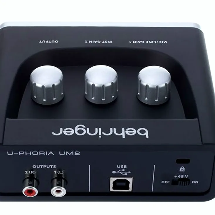 Behringer U-Phoria UM2 Recenze: Proč koupit?