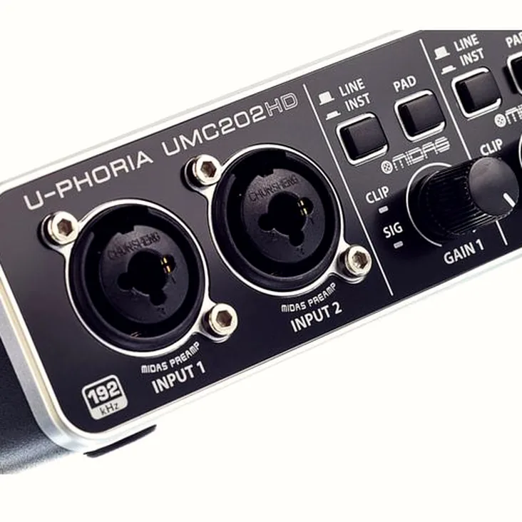 Behringer U-Phoria UMC202HD Recenze: Silné a slabé stránky