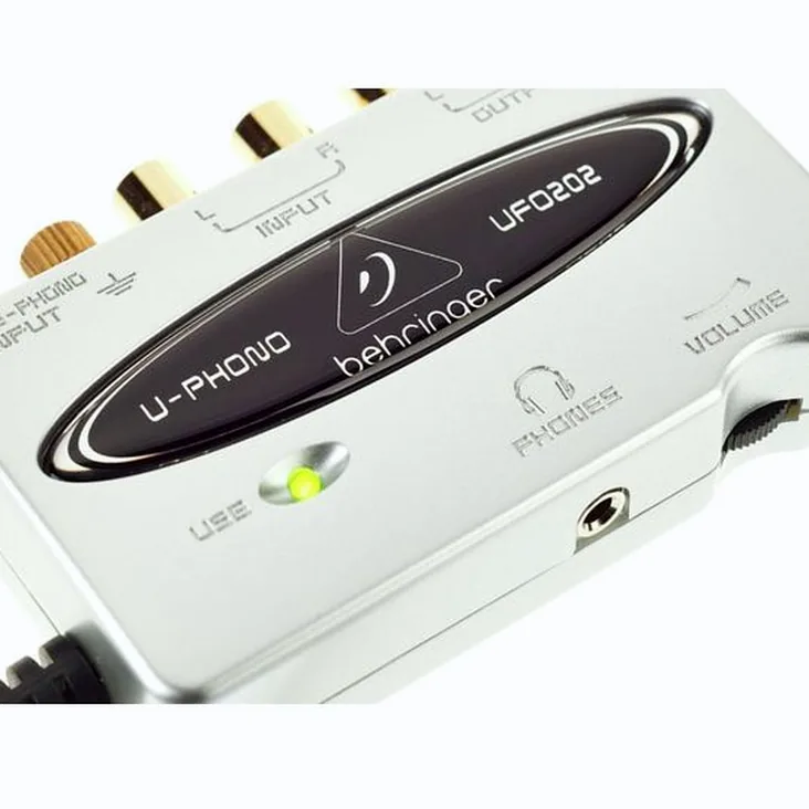Behringer UFO202 Recenze: Všechny podrobnosti