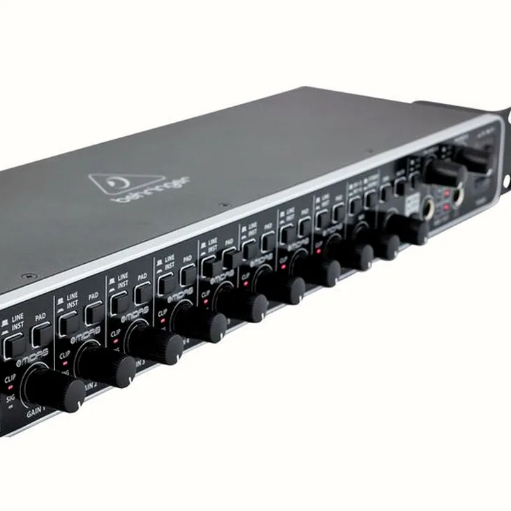 Behringer UMC1820 Recenze: Kompletní rozbor