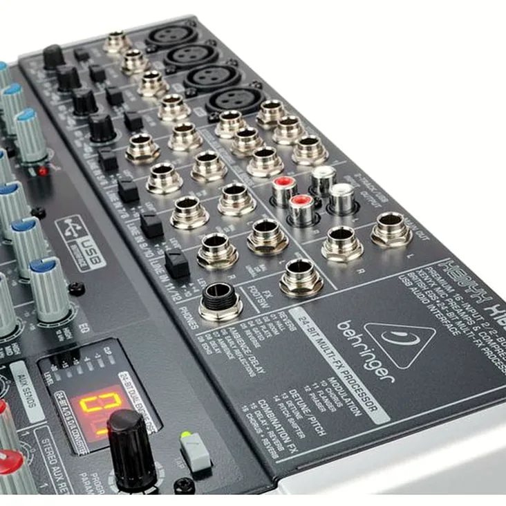 Behringer Xenyx X1622USB Recenze: Specifikace a analýza