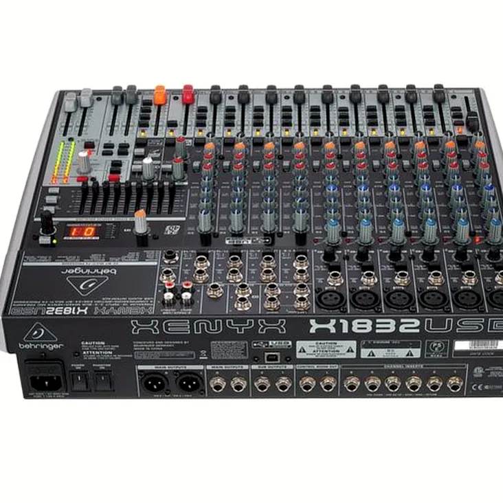 Behringer Xenyx X1832USB Recenze: Co musíte vědět