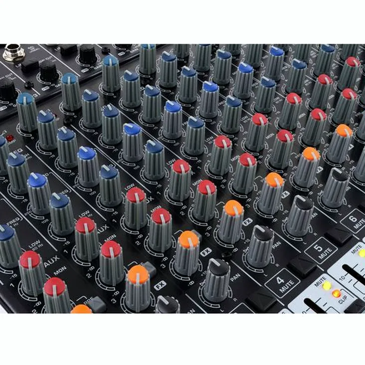 Behringer Xenyx X2222USB Recenze: Nestranný pohled
