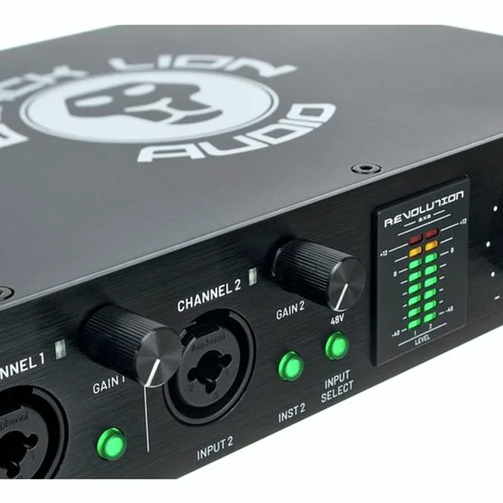 Black Lion Audio Revolution 2×2 Recenze: Bližší pohled
