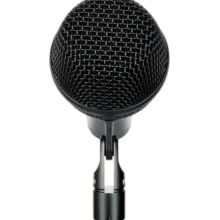 DPA 4055 Kick-Drum Microphone Recenze: Analýza frekvenčního pásma a výkonu