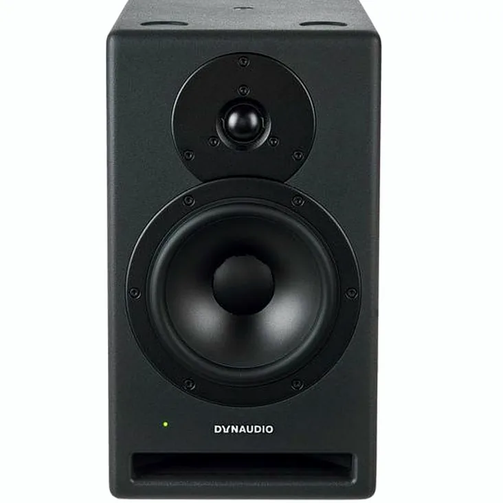 Dynaudio Core 7 Recenze: Výhody a nevýhody konstrukce