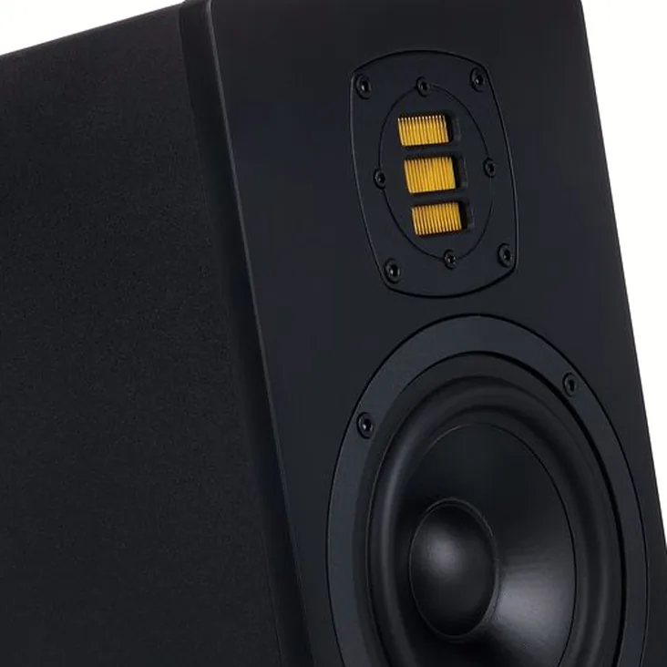 EVE Audio SC205 All Black Recenze: Stojí stále za to si je vybrat?