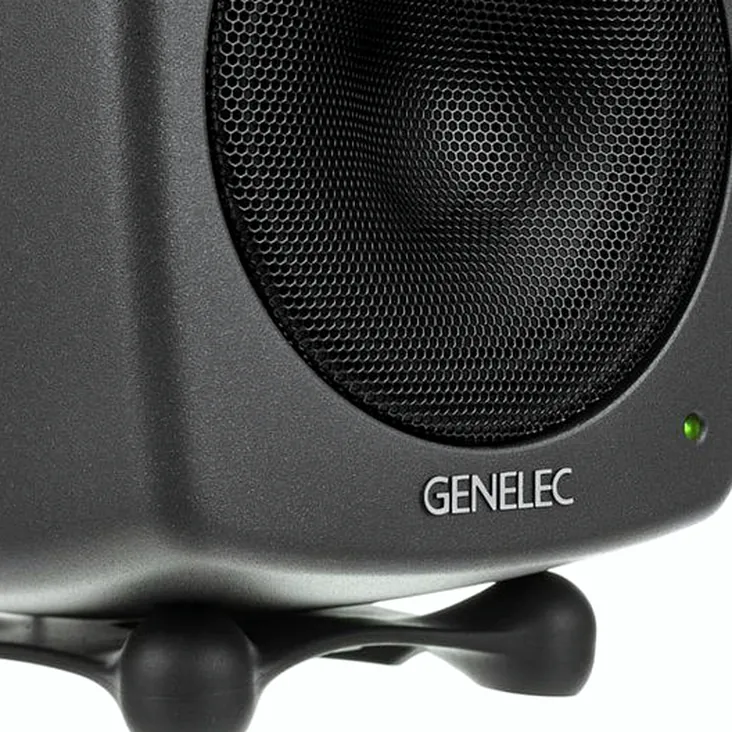 Genelec 8030 CP Recenze: Ponoříme se do detailů zvuku