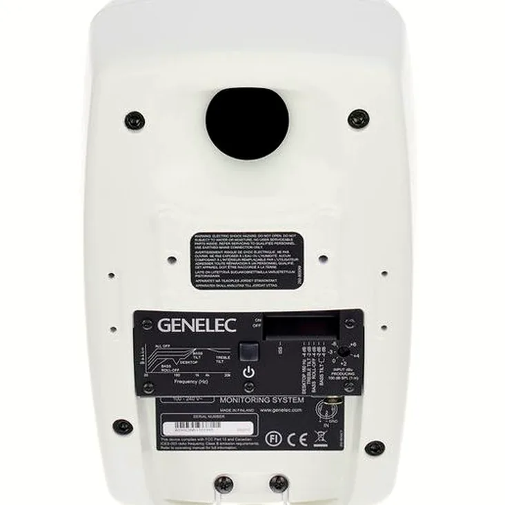 Genelec 8030 CW Recenze: Stojí stále za to si je vybrat?