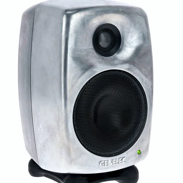 Genelec 8320 RAW Recenze: Proč byste je měli mít ve studiu?