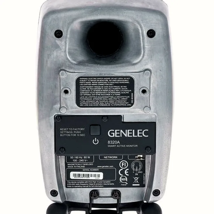 Genelec 8320 RAW Recenze: Proč byste je měli mít ve studiu?