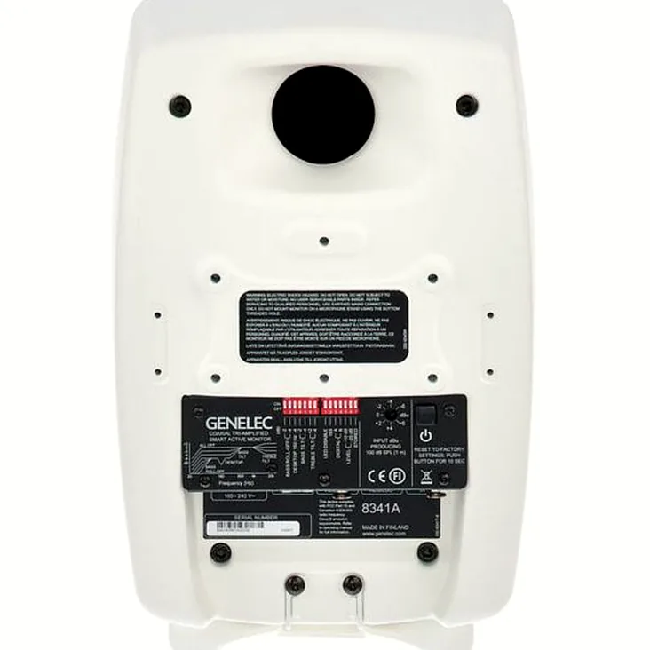 Genelec 8341 AW Recenze: Bližší pohled na komponenty
