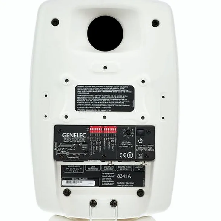 Genelec 8341 AW Recenze: Bližší pohled na komponenty