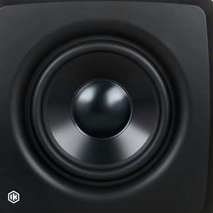 IK Multimedia iLoud Sub Recenze: Úplná technická specifikace