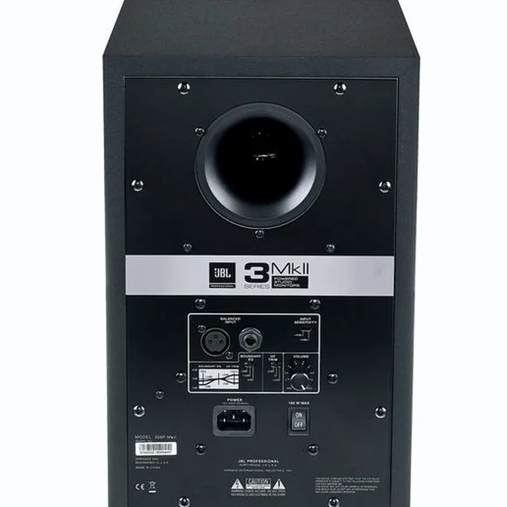 JBL 306P MKII Recenze: Výhody a nevýhody konstrukce