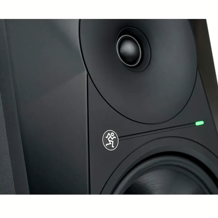 Mackie MR824 Recenze: Bližší pohled na komponenty