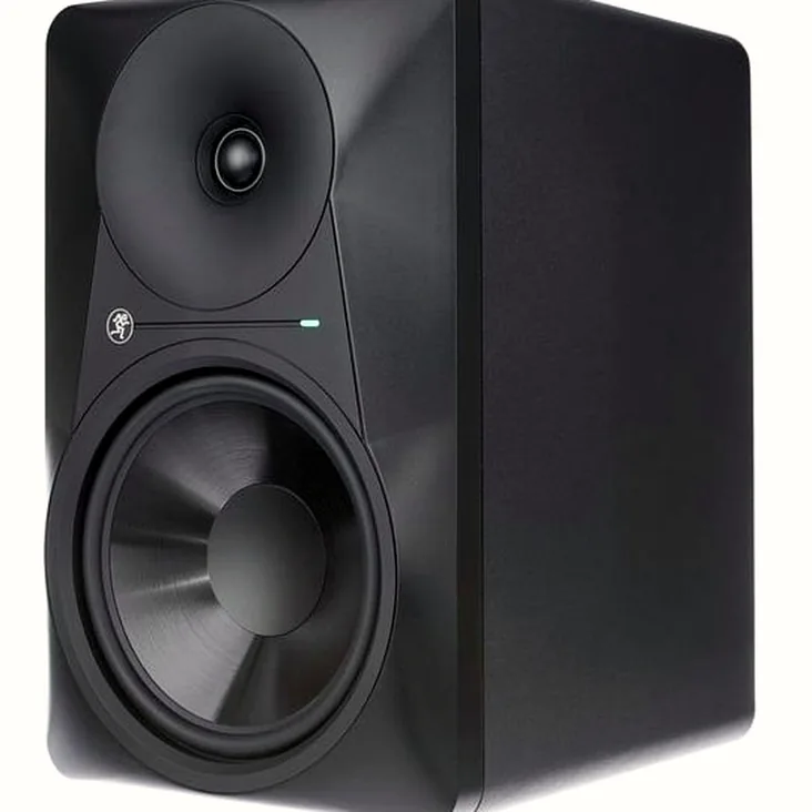 Mackie MR824 Recenze: Bližší pohled na komponenty