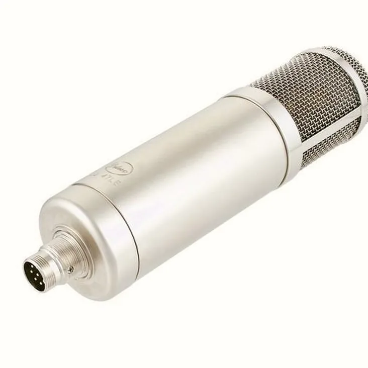 Peluso 2247 LE Recenze: Expertní analýza zvuku